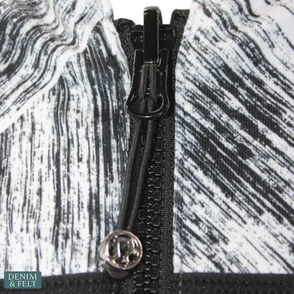 Lululemon Karmacollected Jacket Black White Brush Print Full Zip Size 4 - Picture 14 of 16